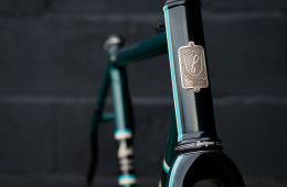 FieldCycles_Marios CX Frame - Headbadge