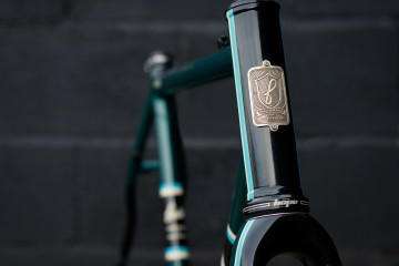 FieldCycles_Marios CX Frame - Headbadge
