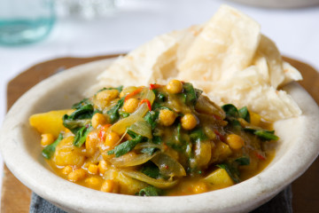 Channa and Spinach Curry-1