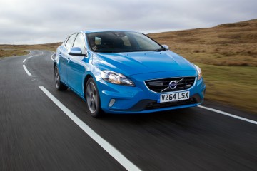 Volvo V40 R-Design 1 HIGH RES